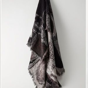 Haus Party Blanket Scarf